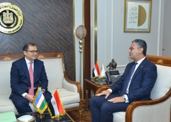 وزير التموين يستقبل السفير الأوزبكستاني لتعزيز التعاون التجاري بين البلدين