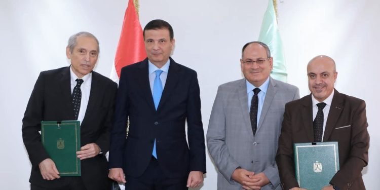 وزير الزراعة يشهد توقيع بروتوكول تعاون بين “البحوث الزراعية” و “التصديري للحاصلات الزراعية”