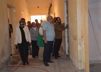 محافظ الوادي الجديد يتابع أعمال رفع كفاءة مبنى “الجمهورية” و” أرض المعارض”