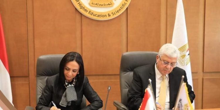 تقرير أسبوعي يرصد جهود التعليم العالي في تطوير المنظومة التعليمية