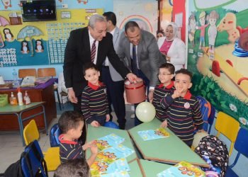 محافظ الغربية يشارك مليون و179 ألف طالب احتفالات أول أيام الدراسة بـ2735 مدرسة