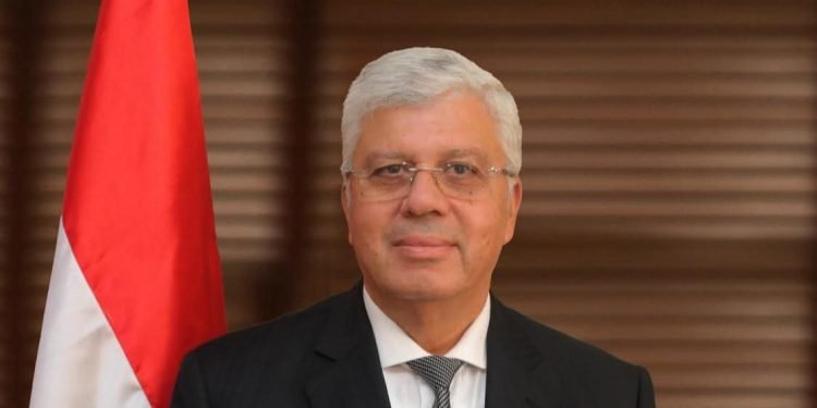 وزير التعليم العالي يهنئ علماء مصر ضمن قائمة ستانفورد لأفضل 2٪ بالعالم