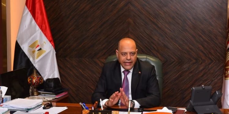 وزير العمل: 800 ألف جنيه دعم ورعاية جديدة للعمالة غير المنتظمة في 6 محافظات