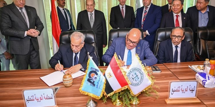 رئيس مجلس الشيوخ يشهد توقيع اتفاقية تعاون بين الهيئة العربية للتصنيع والمحكمة العربية للتحكيم