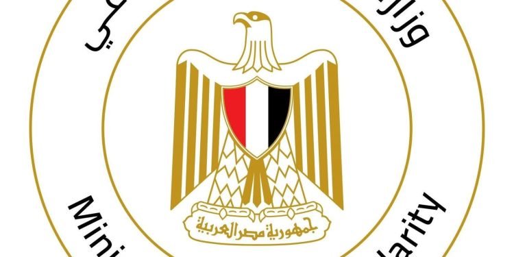 وزيرة التضامن الاجتماعي تتابع تداعيات حادث انقلاب أتوبيس المنيا