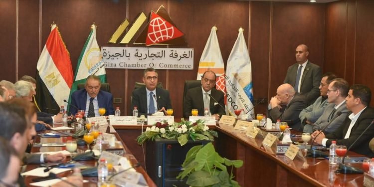 وزير التموين: نعمل مع التجار لضمان استقرار الأسواق وتوافر السلع للمواطنين