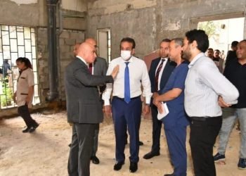 بعد واقعة إهمال عبير الأباصيري.. وزير الصحة يجري زيارة مفاجئة لمستشفى الهرم