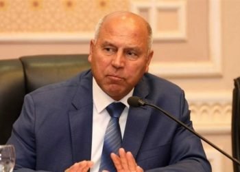 كامل الوزير: البنية التحتية حولت مصر لمركز إقليمي للنقل والتجارة