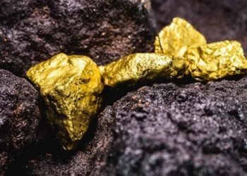 وسط توقعات بخفض الفائدة.. استقرار سعر الذهب عالميًا