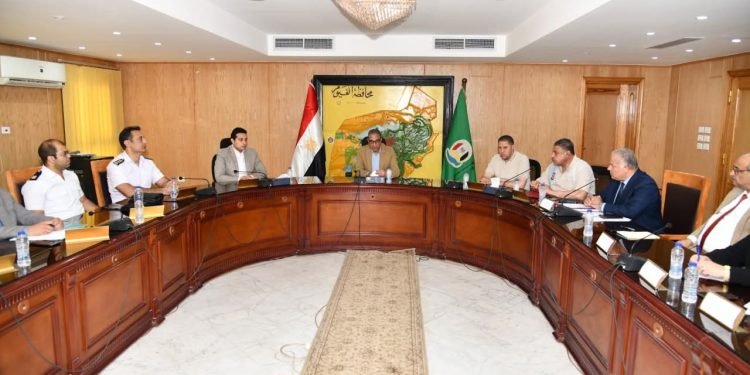 محافظ الفيوم يراجع جاهزية المدارس للعام الدراسي الجديد 2025/2026