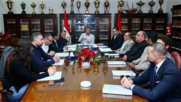 الخطيب يغيب عن اجتماع مجلس إدارة الأهلي