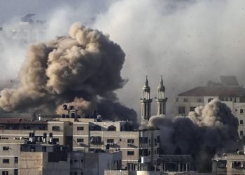 استشهاد 8 فلسطينيين بينهم 4 أطفال في قصف إسرائيلي على غزة