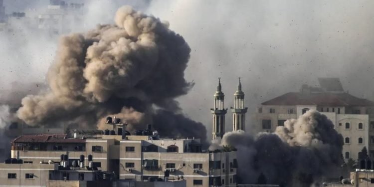 استشهاد 8 فلسطينيين بينهم 4 أطفال في قصف إسرائيلي على غزة