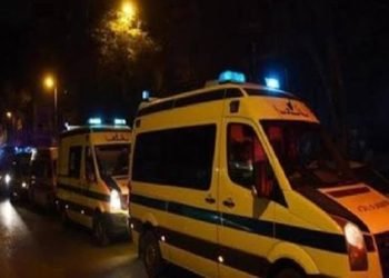 كانوا راجعين من الشغل.. إصابة 25 عاملًا في حادث تصادم سيارتين بالبحيرة