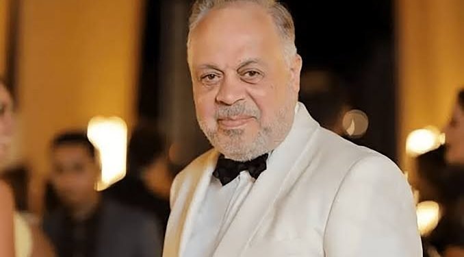 أشرف زكي يترك موقعه في نقابة المهن التمثيلية