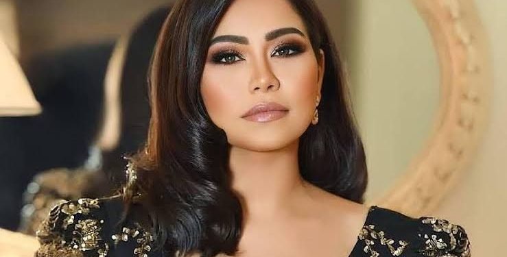 ياسر قنطوش يحرر محضرًا لتسليم مستندات خاصة للفنانة شيرين عبد الوهاب