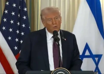 طرد نائبين من الكنيست بعد مقاطعتهما خطاب ترامب تضامنًا مع فلسطين