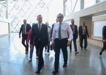 وزير الصحة يوجه برفع الاستعداد بالمستشفيات لتأمين افتتاح المتحف المصري الكبير