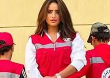 استدعاء زينة في واقعة تعدي كلب رجل أعمال على نجليها