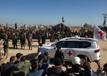 إسرائيل تبدأ الإفراج عن الأسرى الفلسطينيين بعد تأكيد وصول رهائنها من غزة الإثنين