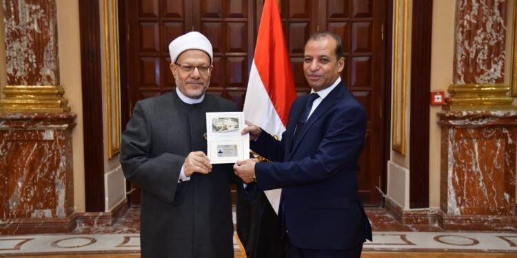 الأمانة العامة لمجلس الشيوخ تستقبل الأعضاء المعينين وتسلمهم كارنيهات العضوية استعدادًا للجلسة الافتتاحية