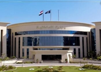 الداخلية: إنهاء خدمة فرد شرطة لتجاوزه تجاه مواطن في أسيوط