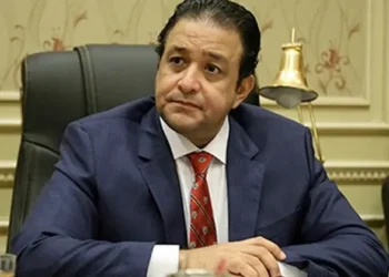علاء عابد يرد على شائعات هروبه: “لن أعيش بعيدًا عن مصر”