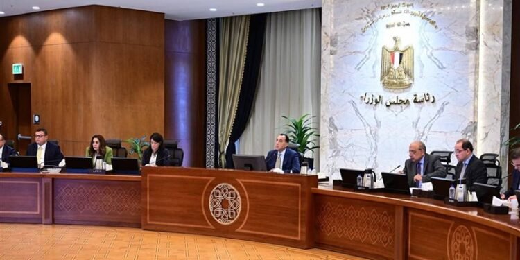 رئيس الوزراء يترأس اجتماع اللجنة العليا لوثيقة سياسة ملكية الدولة