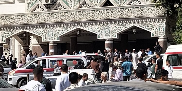 جنازة الطفل ضحية صديقه تهز الإسماعيلية بعد جريمة صادمة