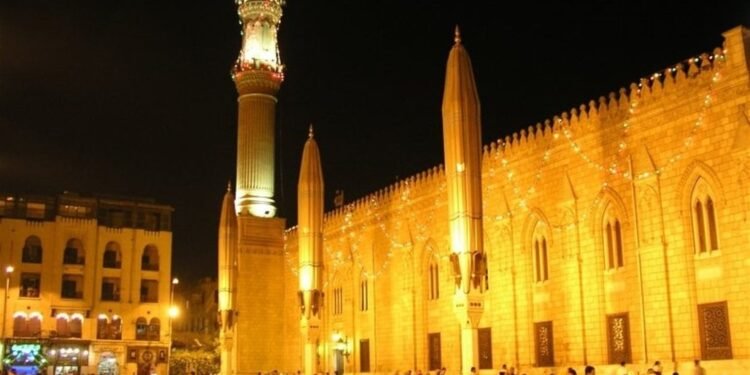 مواقيت الصلاة اليوم الأحد 19 أكتوبر 2025 في محافظات مصر