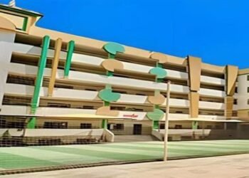 رجل أعمال يتهم مدرسة خاصة في مدينة نصر بالإهمال.. ما علاقة ابنته؟