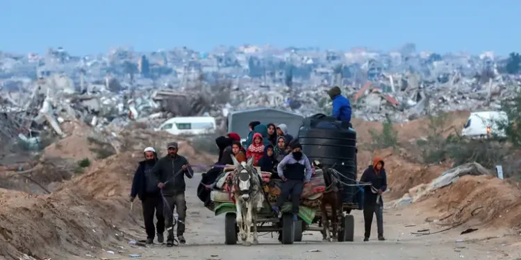 بدء عملية تبادل الأسرى بين إسرائيل وحماس صباح الاثنين