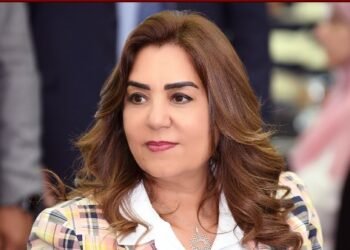 التنمية المحلية تضبط 7 مخالفات بناء وتوجه بتوسيع خدمات المراكز التكنولوجية في قنا