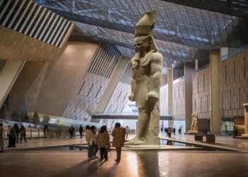 السياحة: لا طلبات تطوع ولا بيع تذاكر لافتتاح المتحف الكبير