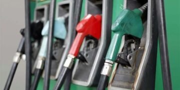 ارتفاع جديد في أسعار البنزين والسولار اليوم الجمعة داخل محطات الوقود