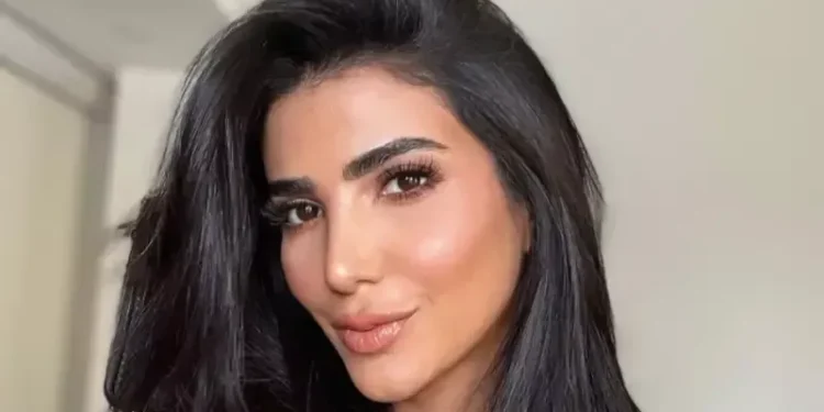 عمره 6 شهور.. نجل ريم سامي يسقط على رأسه ويُنقل إلى العناية المركزة