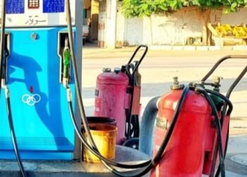 تموين الإسكندرية يحرر 3 محاضر ضد محطات وقود لتلاعبها في كميات البنزين والسولار