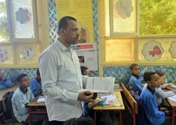 إحالة معلمين للتحقيق بسبب الإهمال بمدارس قنا