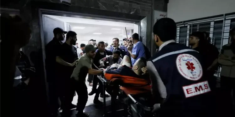 استشهاد عشرات الفلسطينيين جراء قصف الاحتلال في خان يونس وتل الهوى