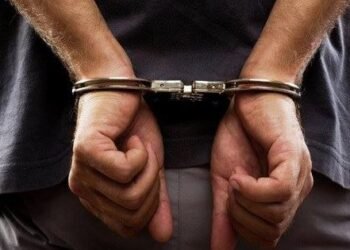 اتعين من يومين واتمسك بتهمة الرشوة.. القبض على رئيس حي شرق بالإسكندرية