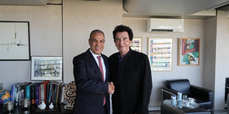 وزير الخارجية يزور معهد العالم العربي في باريس