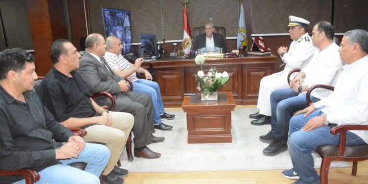 محافظ الغربية يعتمد التعريفة الجديدة ويعلن: لا تهاون مع أي استغلال للمواطنين بعد تحريك أسعار الوقود