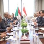وزير الصحة يعلن دعم السودان بـ200 ألف علبة ألبان و200 أسطوانة أوكسجين