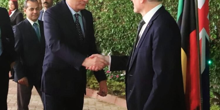 وزير الزراعة يشارك في احتفالية اليوم الوطني لدولة استراليا