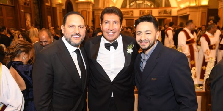 زفاف أسطوري يشعل محركات البحث.. نجوم الفن يشاركون فرحة هاني رمزي بزفاف نجله