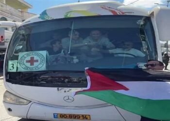 وصول الأسرى الفلسطينيين المحررين إلى رام الله