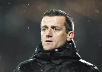 جوني مولبي يودّع الدوري الدنماركي استعدادًا لبدء رحلته مع الأهلي ضمن جهاز ييس توروب