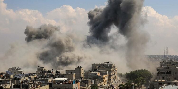 استشهاد فلسطينيين اثنين إثر قصف عنيف للاحتلال الإسرائيلي في غزة