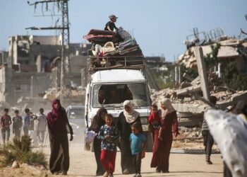 العدوان الإسرائيلي مستمر.. ضحايا مجزرة آل أبو شعبان تحت الركام