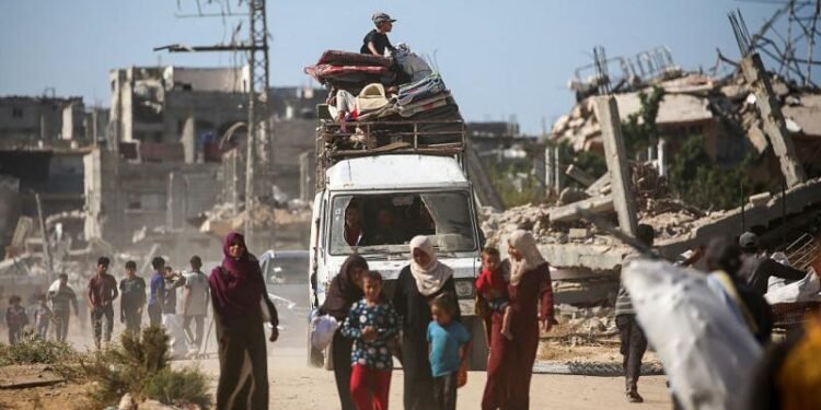 العدوان الإسرائيلي مستمر.. ضحايا مجزرة آل أبو شعبان تحت الركام